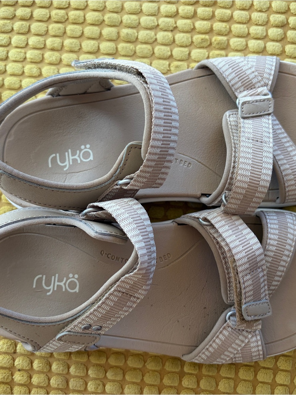 Ryka sz 6 Taupe Strappy Comfort Sandals